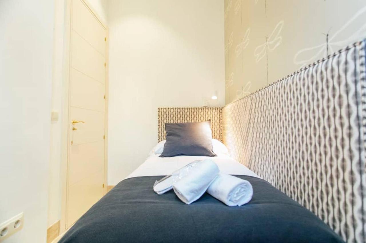 New With Height- 2Bd 1Bth- Pajaritos Leilighet Sevilla Eksteriør bilde